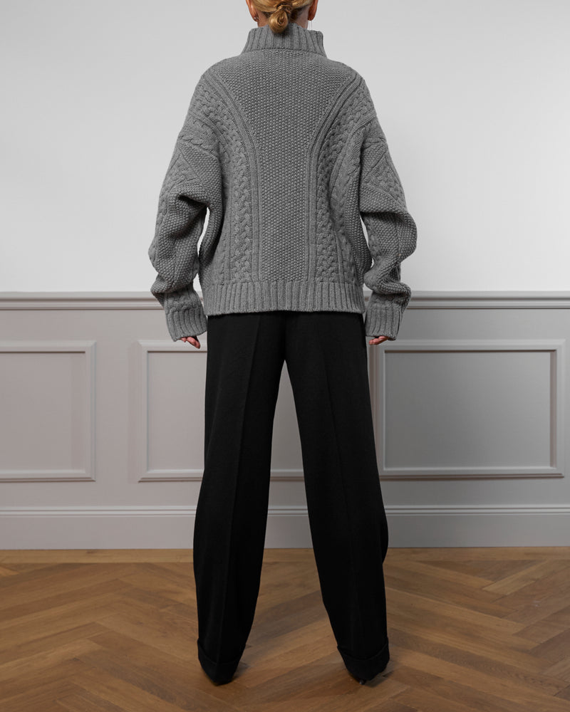 Cable Knit Cashmere Sweater "Karen" - Nougat